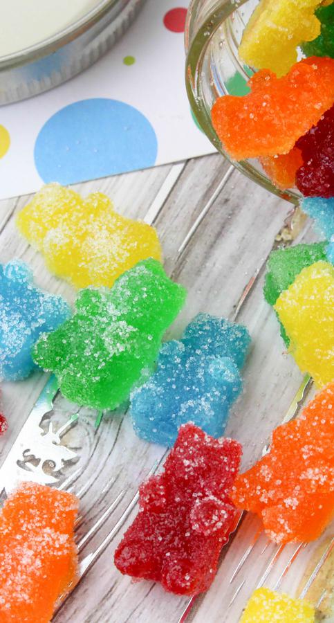 Kids Party Food! BEST Sour Gummy Bears – EASY Candy Party Food Ideas – Recipes - Snacks - Desserts